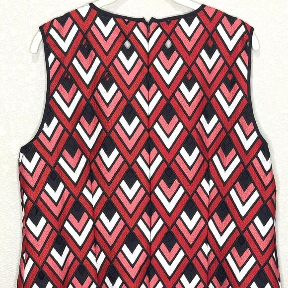Elie Tahari Shift Dress Womens 14 Red Black White Sleeveless Chevron Scallop Hem - Picture 6 of 8